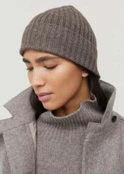 aiayu Huer & Vanter*Alana yak beanie