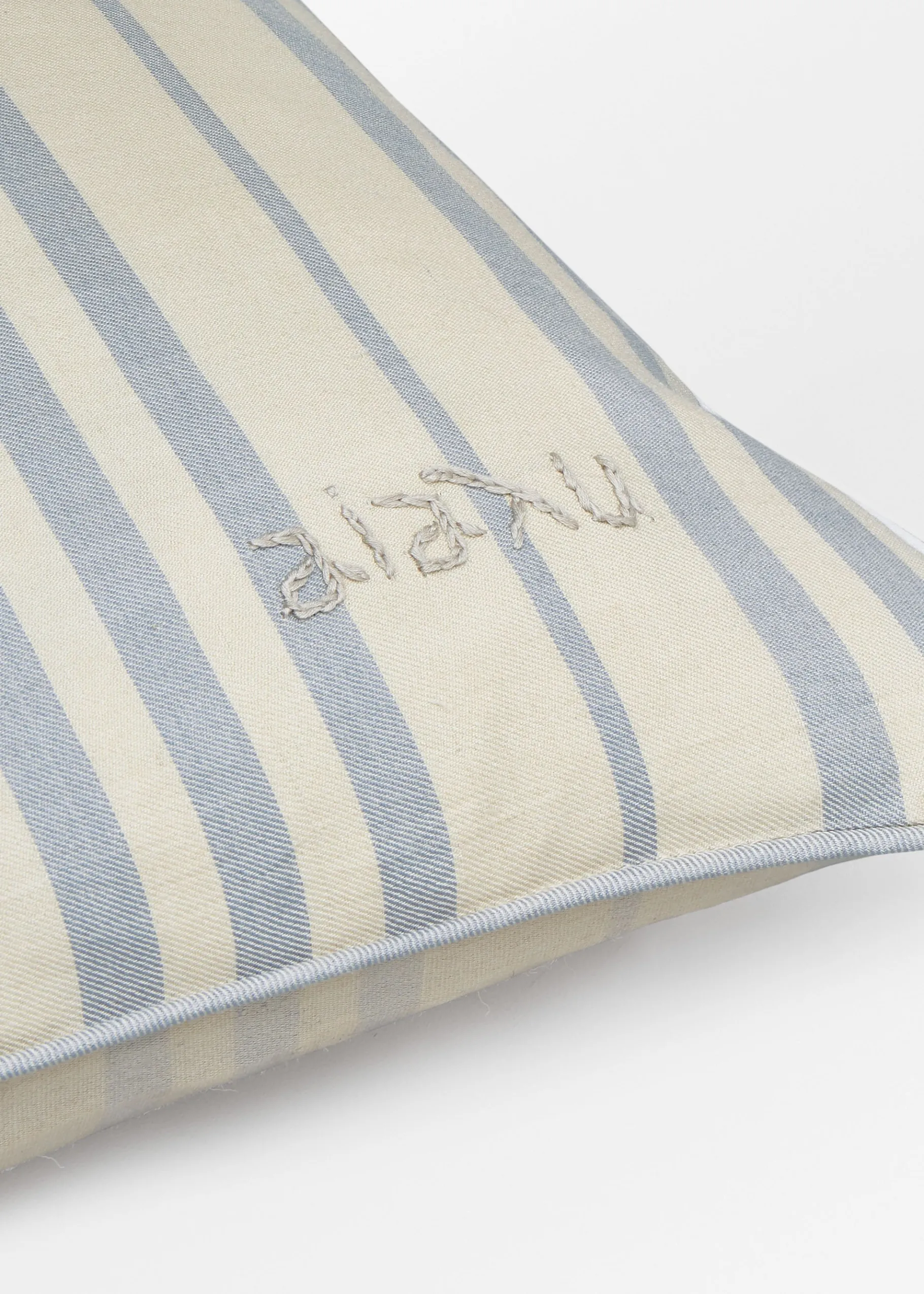 aiayu Puder*Marking silk pillow - 40x60